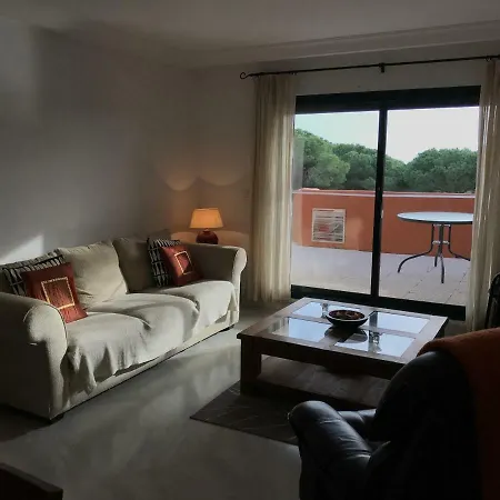 Cabopino And Golf Getaway Apartment Marbella