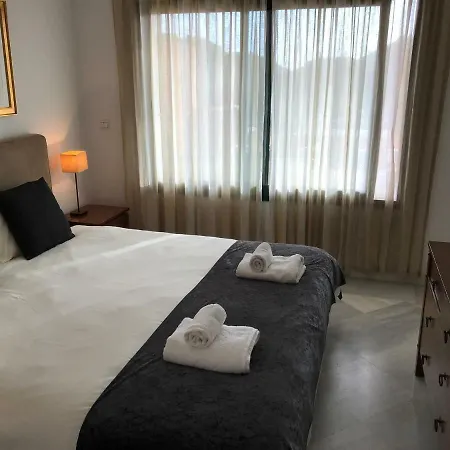 Cabopino And Golf Getaway Apartment Marbella