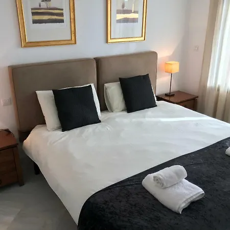 Apartment Cabopino And Golf Getaway Marbella